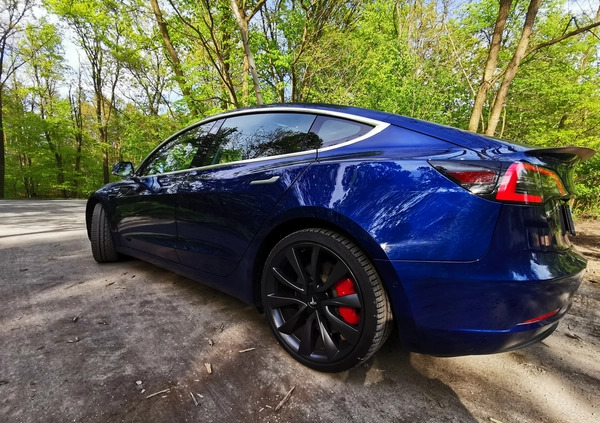 Tesla Model 3 cena 139605 przebieg: 92000, rok produkcji 2019 z Warszawa małe 781